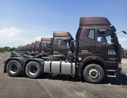 J5P 420 마력 6x4 10는 J5P에 의하여 길게한 오두막을 가진 트럭 80 톤 트랙터-트레일러 선회합니다