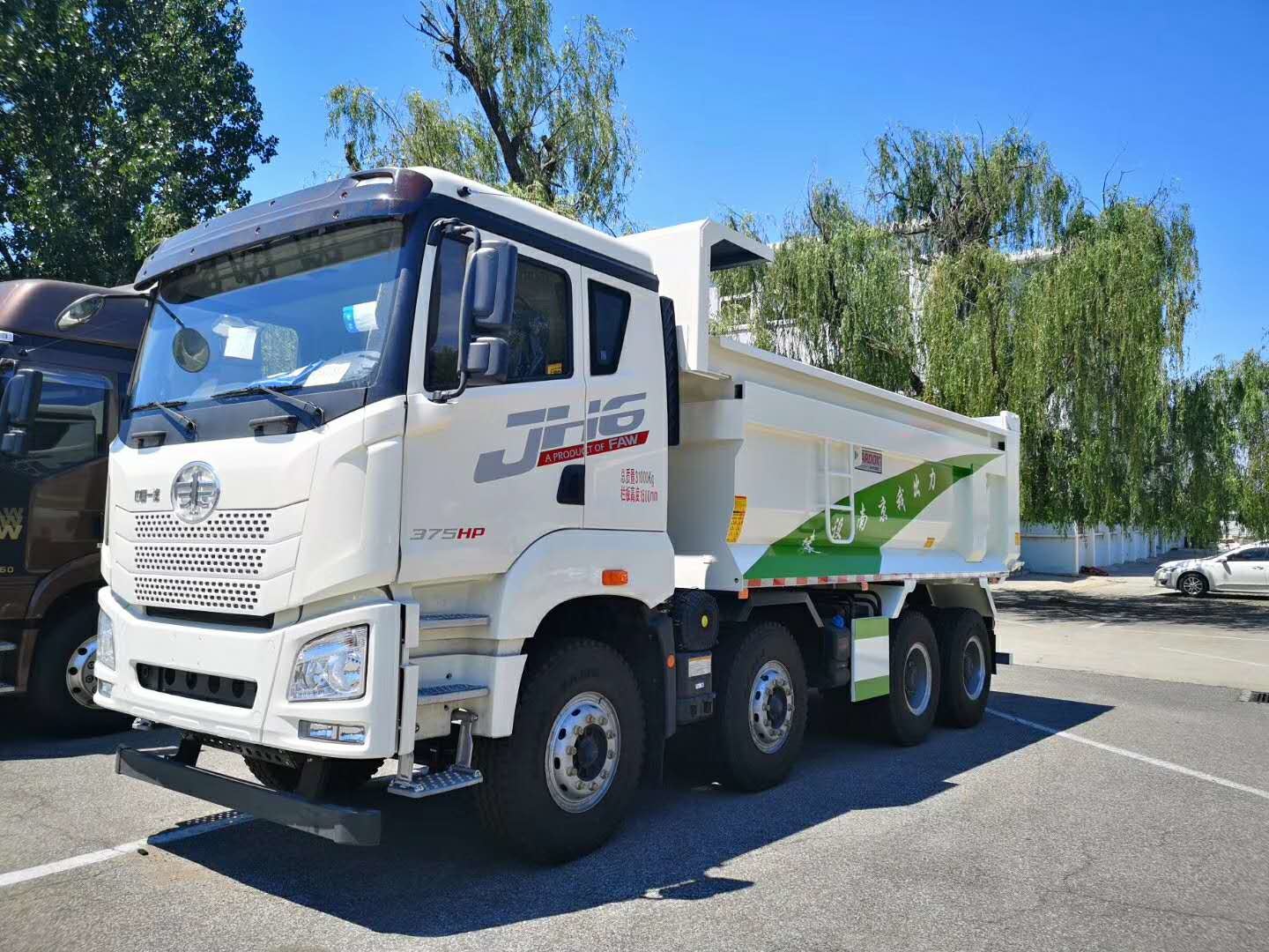 FAW JIEFANG JH6 10는 현대 수송을 위한 6x4 덤프 트럭 머리를 선회합니다