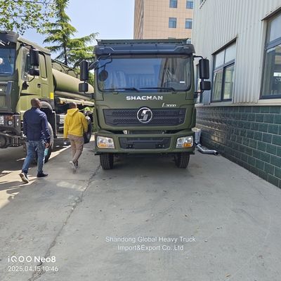 시노트룩 HOWO 4×2 드라이브 화물 트럭 210 hp 엔진과 알루미늄 합금 굴곡 판 상자 트럭