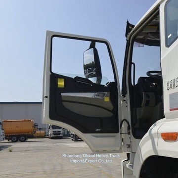 시노트룩 HOWO 6X4 물 탱크 트럭 18000L 20000L 20t 물 분사 스프링클러 탱크 트럭