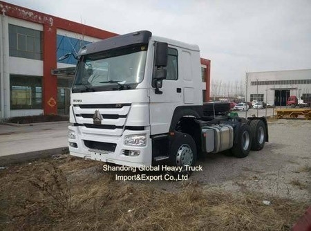 중국 유명 브랜드인 Sinotruk HOWO 중량 트럭 HOWO 6*4 트랙터 트럭 410 hp