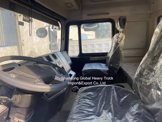 신형 Sinotruk HOWO 트럭 6X4 4X2 트럭 트레일러 헤드 400 420HP 430 HP 트럭