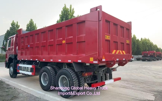 V7 덤프트럭 Sinotruk HOWO 6 4 틱퍼트럭 필리핀용 30톤 틱퍼트럭 출하 준비