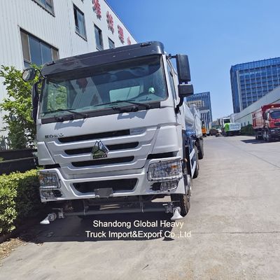 8000L 용량 탄소강 탱크 및 자흡식 펌프를 갖춘 도시 위생용 물탱크 트럭