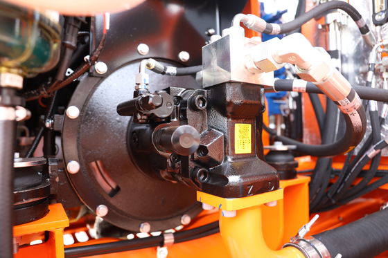 론킹 6톤 유압 미니 굴삭기, 15.4kw/2400rpm 출력 및 5900*2000*2600 mm 소형 크기