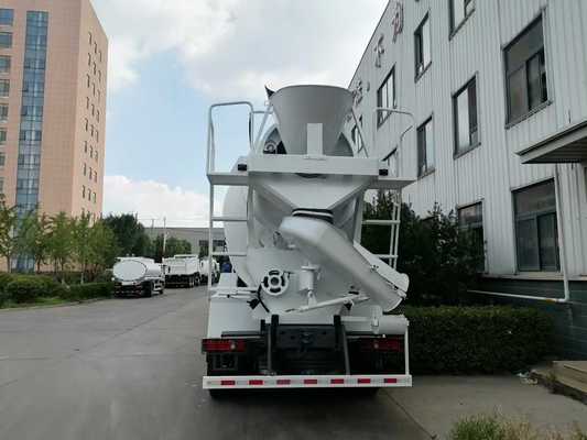 고효율 20입방미터 용량 400마력 엔진 중형 섀시 HOWO 콘크리트 믹서 트럭