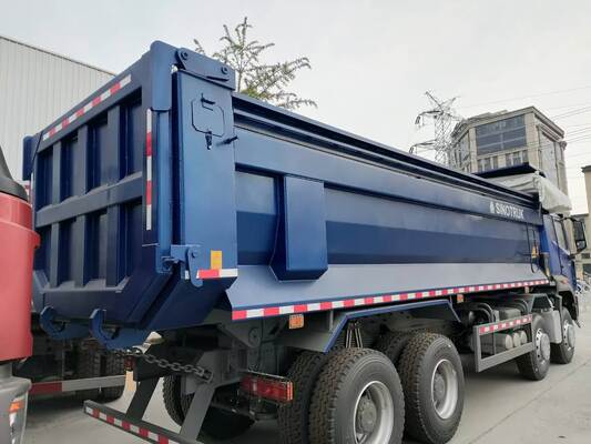 비용 효율적인 콘크리트 배달을 위해 371HP 엔진을 가진 10 큐브 미터 리모델링 HOWO 콘크리트 믹서 트럭