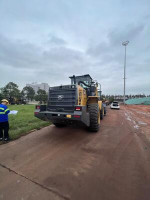 XCMG XC958 5.8 -6톤급 휠 로더 162kw 등급 전력 및 1.9 Cbm 버킷 용량