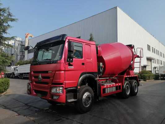 좋은 가격 Sinotruk HOWO 10cbm/6*4/건설 혼합기/차기/7000리터 모바일 시멘트/콘크리트 믹서 트럭