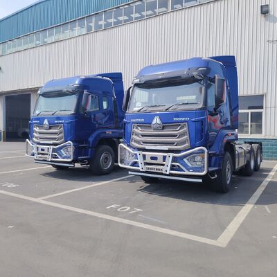 HOWO NX 6×4 드라이브 휠과 함께 트랙터 트럭 광업 및 장거리 화물 운송을 위한 무거운 용량 디젤 엔진과 높은 지붕의 잠자리 캐빈