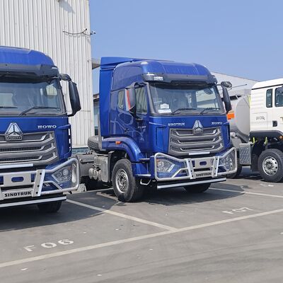 HOWO NX 6×4 트랙터 트럭, 380HP 엔진과 중량 화물 운송용 중량 잎 스프링 서펜션