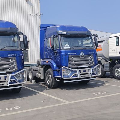 HOWO NX 6x4 트랙터 트럭 380HP-460HP 엔진으로 무거운 짐 운송 및 장거리 물류