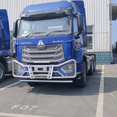 420HP 디젤 엔진 헤비듀티 수동 변속기와 광산용 강화 섀시를 갖춘 HOWO NX 6×4 트랙터 트럭