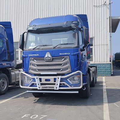 420HP 디젤 엔진 헤비듀티 수동 변속기와 광산용 강화 섀시를 갖춘 HOWO NX 6×4 트랙터 트럭