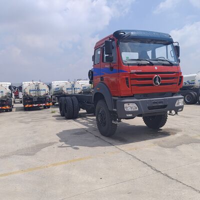 BEIBEN 2648 6x4 중량 트랙터 트럭 480HP WEICHAI 엔진과 메르세데스-벤츠 기술 차체