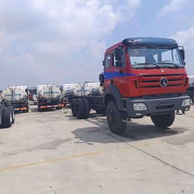 BEIBEN 2648 6x4 중량 트랙터 트럭 480HP WEICHAI 엔진과 메르세데스-벤츠 기술 차체
