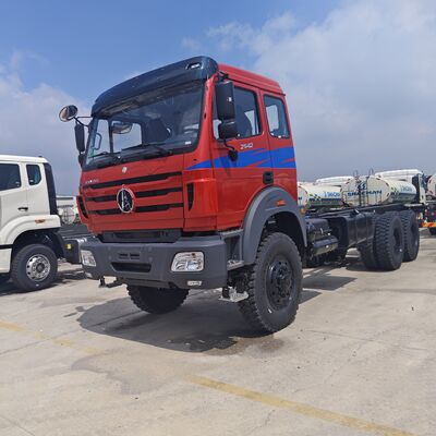 BEIBEN 2642 6x4 중량 트랙터 트럭 420HP WEICHAI 엔진과 메르세데스-벤츠 기술 차체