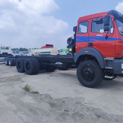 BEIBEN 2638 6×4 중량 광산 덤프 트럭 380HP WEICHAI 엔진과 광산 작업에 필요한 25-35 톤의 유료 화물