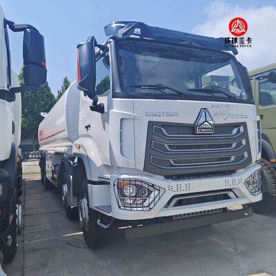 HOWO NX 8x4 30000L 연료 탱크 트럭