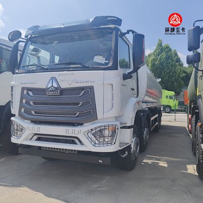HOWO NX 8x4 30000L 연료 탱크 트럭