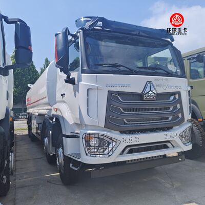 HOWO NX 8x4 30000L 연료 탱크 트럭 잠비아 광업 및 연료 유통용 중장비 디젤 보우저 트럭
