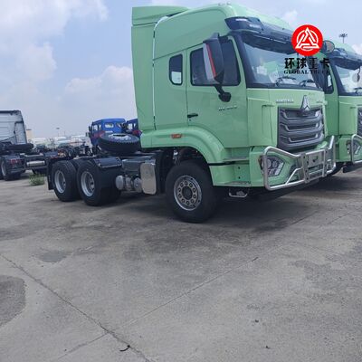 全新中国重汽HOWO NX 6x4牵引车 430马力重型牵引车用于货物运输