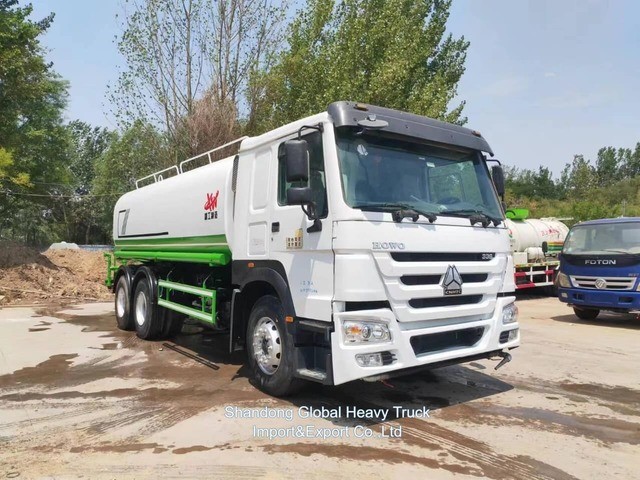 20000L 30000 리터 새 사용 된 Sinotruk HOWO 6 * 4 스프링클러 물 탱크 탱크 트럭