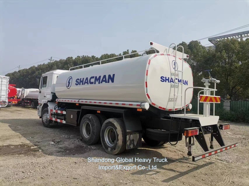 새고 사용된 시노트럭 샤크만 HOWO 6X4 25000 20000 리터 5000 6000 갤런 스프링클러