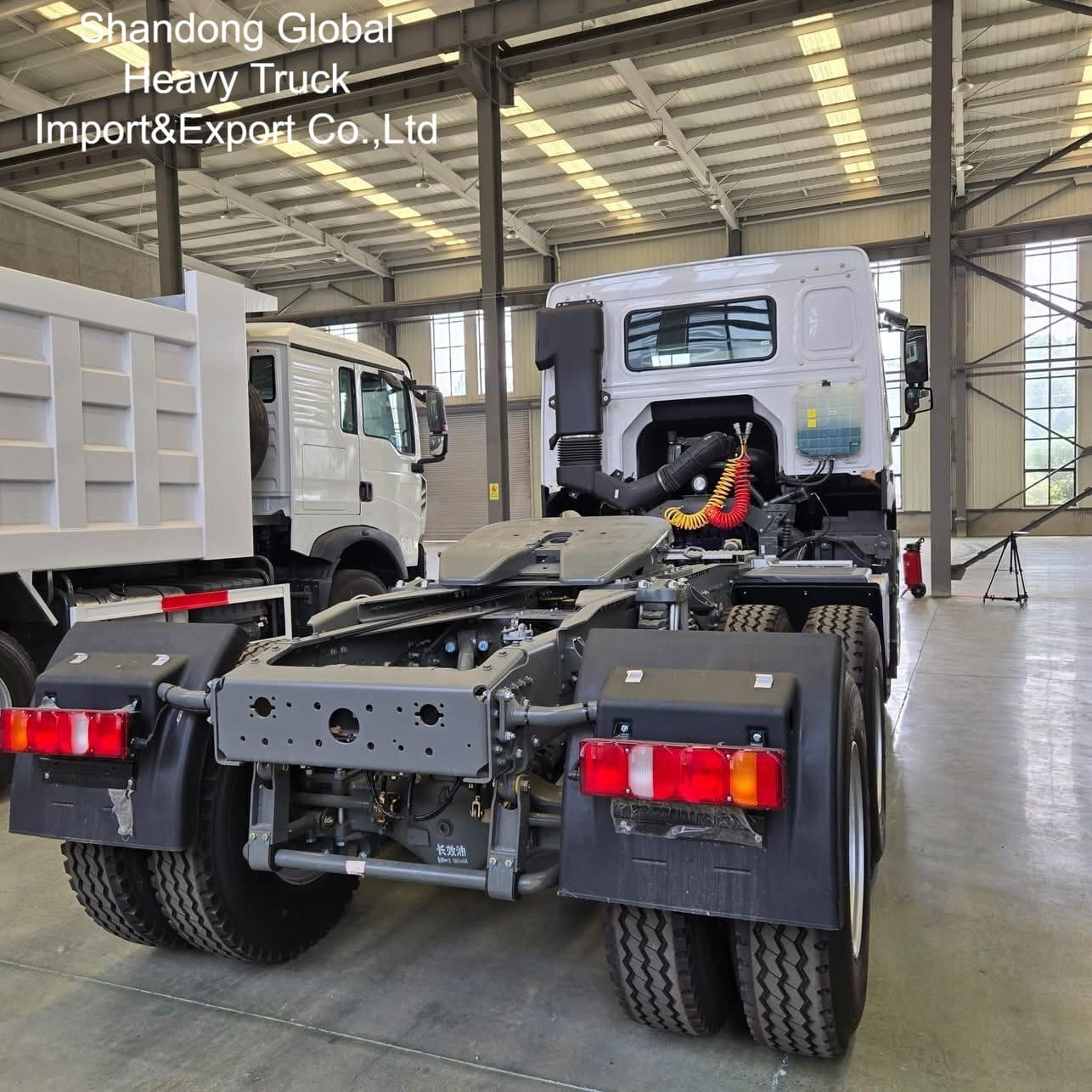 HOWO NX 6×4 트랙터 트럭 371HP 420HP 유로 2 디젤 엔진