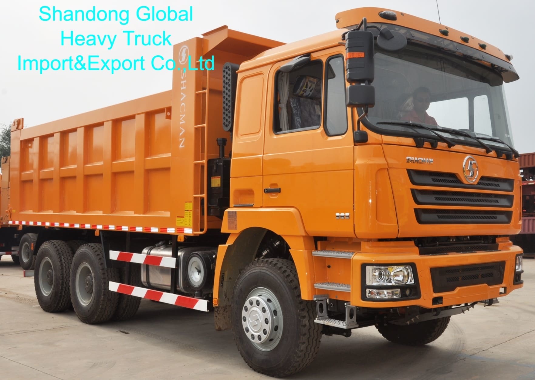 샤크만 F3000 덤프 트럭 유로 3 배출량 표준 400 HP 엔진과 6x4 드라이브 휠