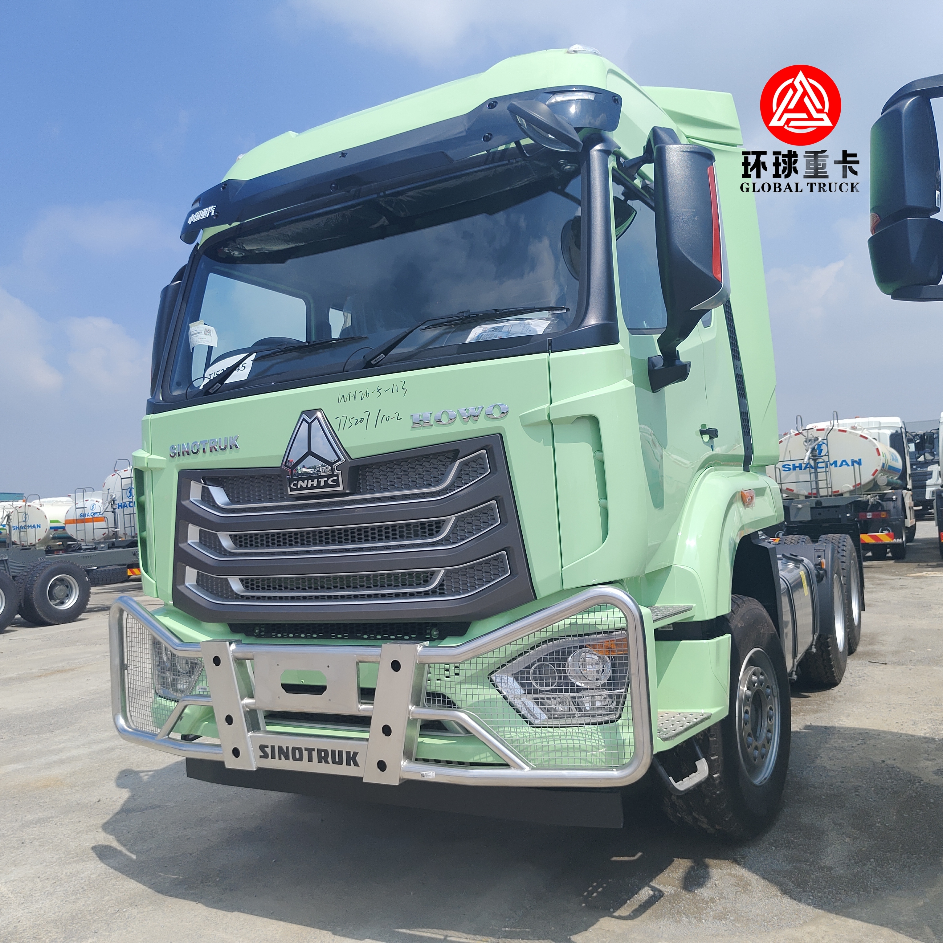 신소트럭 HOWO NX 430HP 6x4 드라이브 시스템 컨테이너 및 화물 운송용 중량 트랙터 트럭 프라임 모버